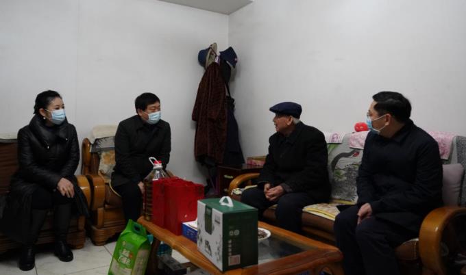 Ê¡¹ú×Êίµ³Î¯Î¯Ô±¡¢¸±Ö÷ÈÎÈÎÐËÎÄ´º½ÚǰϦ´ø¶Ó×ß·ÃοÎÊWilliamHillÖÐÎĹٷ½ÍøÕ¾¼¯ÍÅÀϵ³Ô±