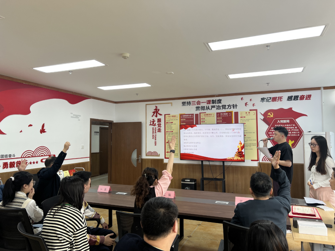 ���뼯��:��֡��ĸ��Žᡱ�ƽ��������������ʵ