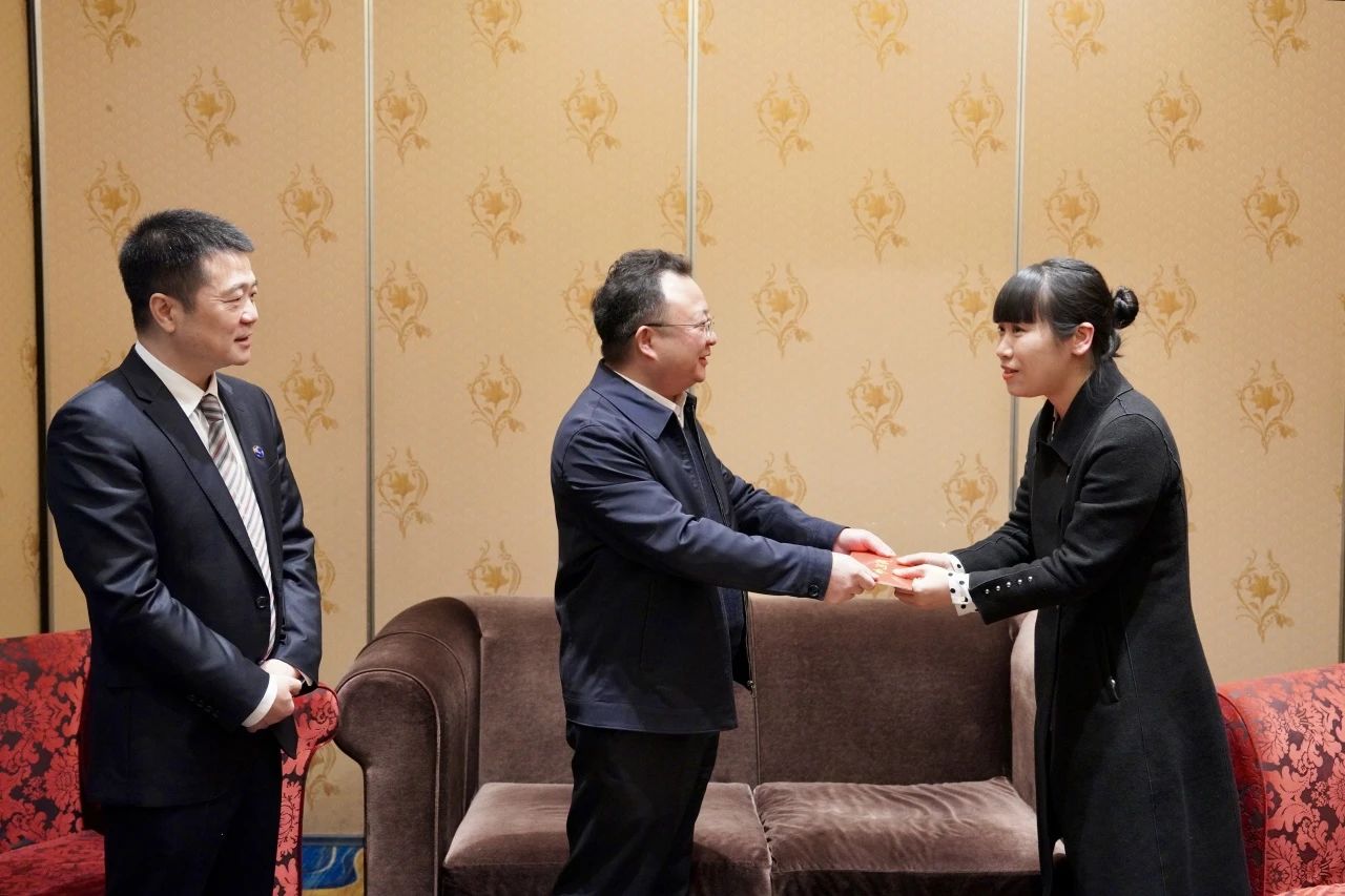 ʡ����ί��ίίԱ�������κ���һ���߷�ο��ʡWilliamHill���Ĺٷ���վ�����������⵳Ա